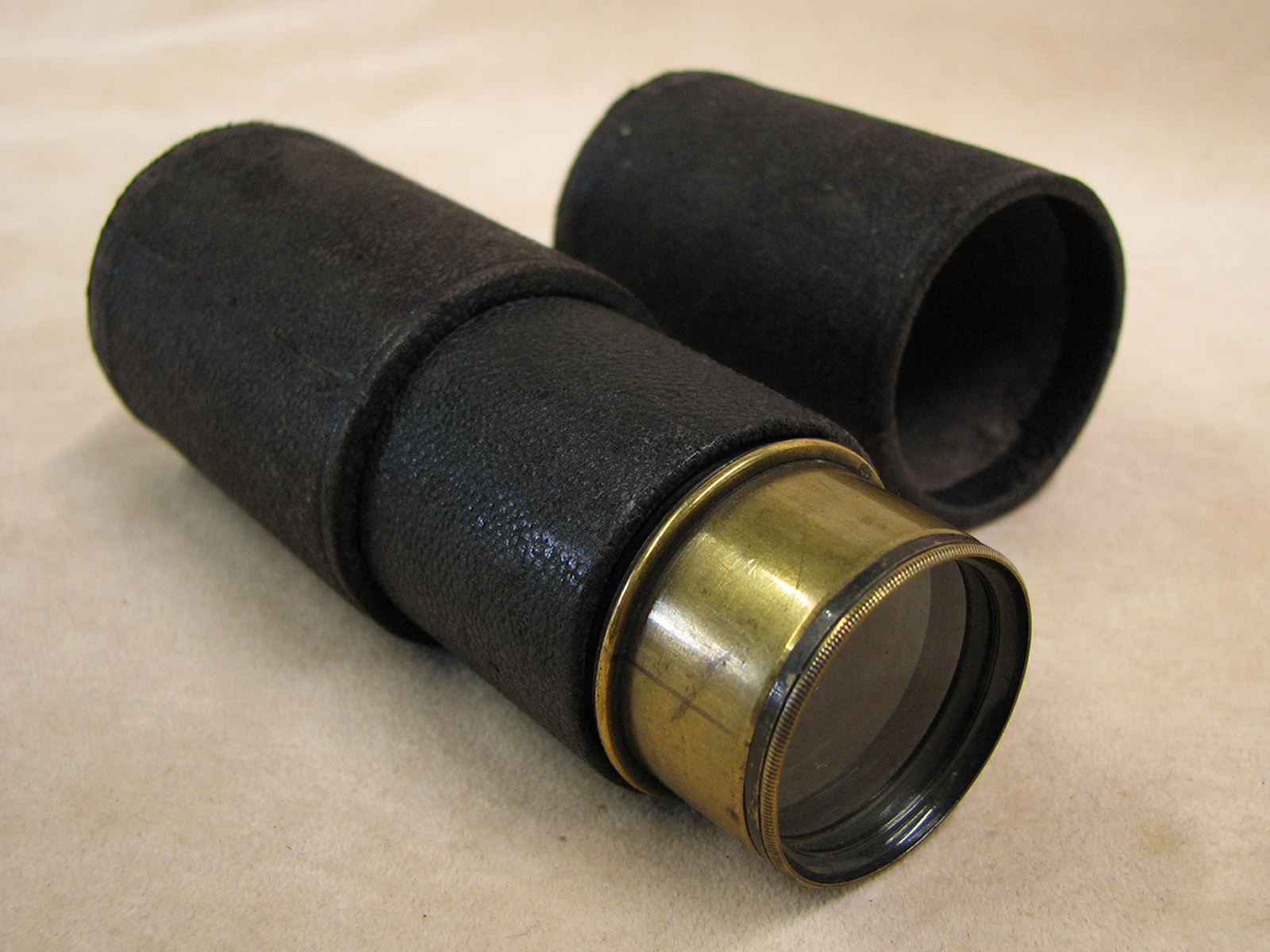 Negretti & Zambra early 20th century 6 draw pocket telescope in case